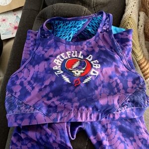 Peloton WITH Grateful Dead sports bra EUC medium